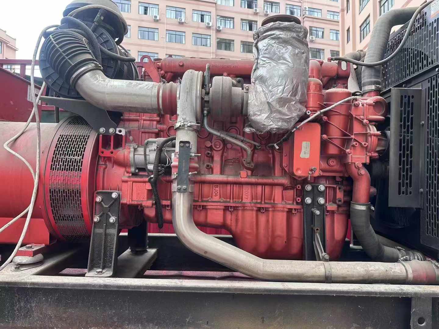 万年如何选择适合 600kW 柴油发电机组的过载保护器？