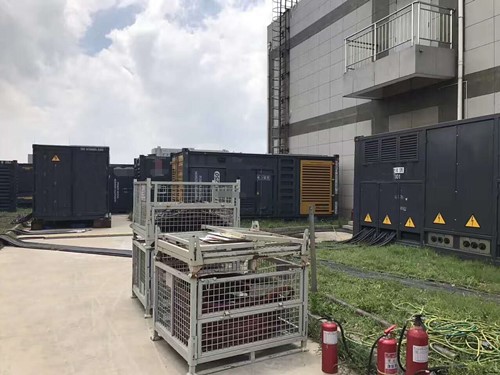 万年除了定期检查，还有哪些方法可以及时发现接触式转速表探头的磨损？